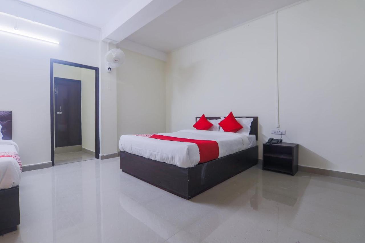 Oyo 18759 Nirvana Guest House Σιλόνγκ Εξωτερικό φωτογραφία